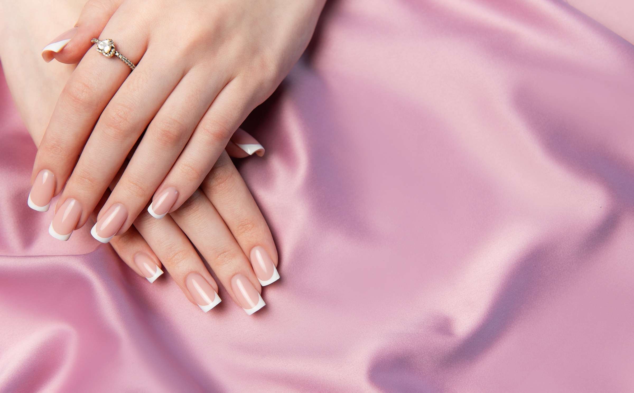 Rosa Nails Studio manicure 02