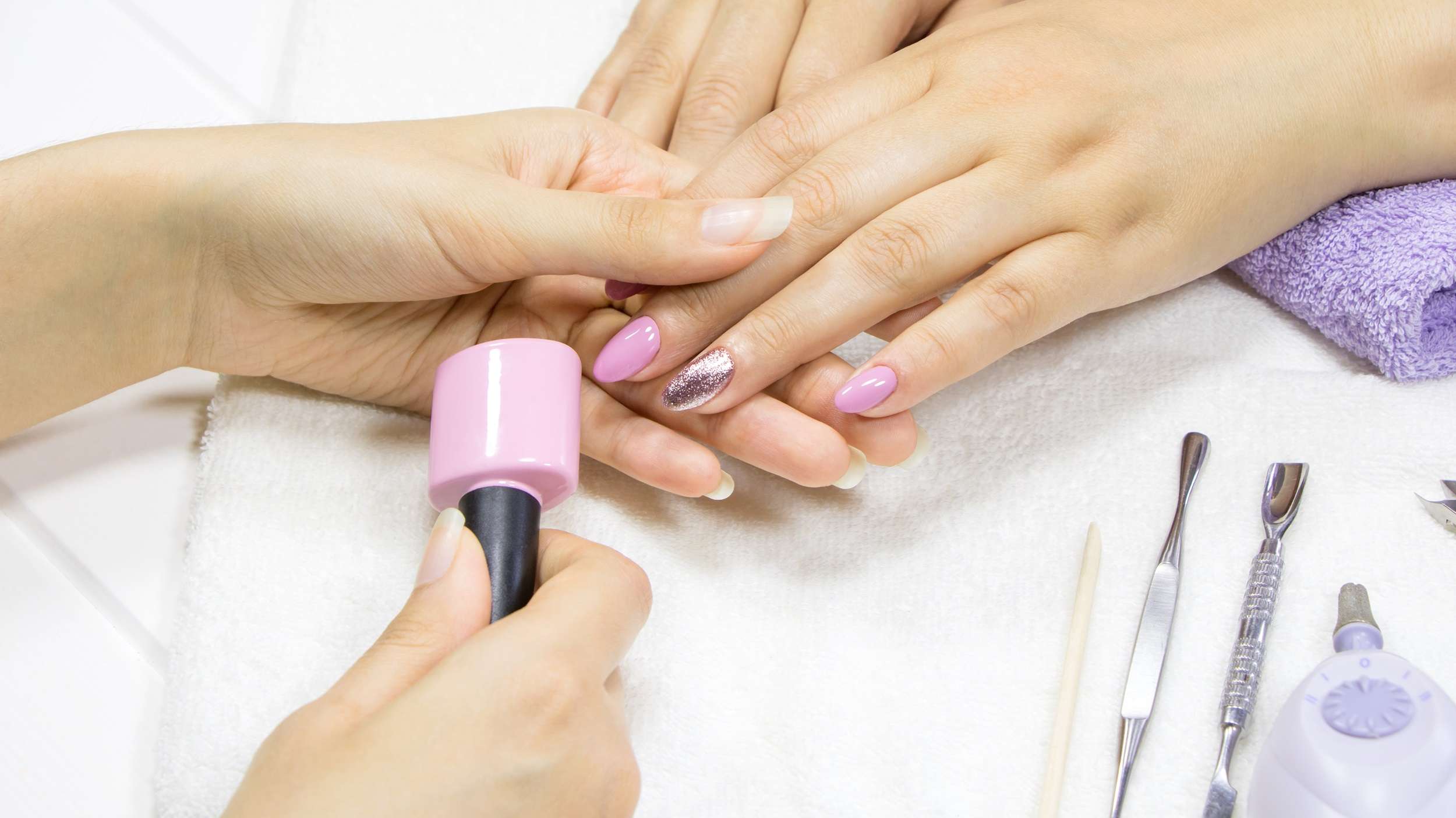 Rosa Nails Studio manicure